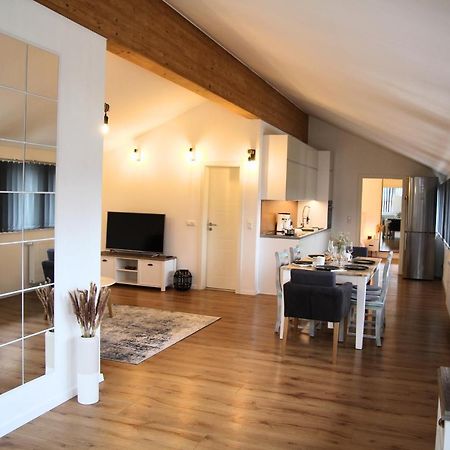 Chiemsee Apartments Altenmarkt an der Alz Номер фото