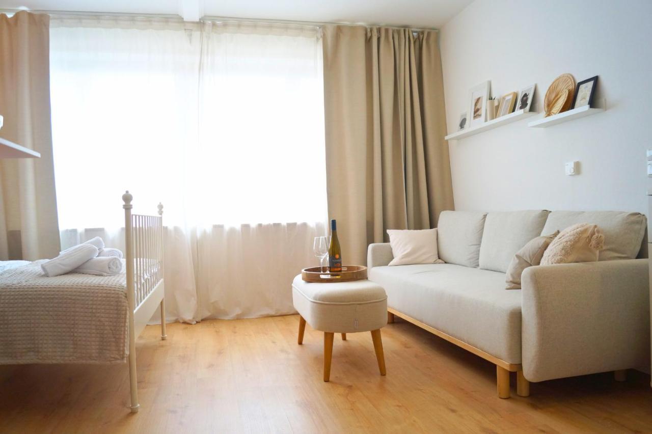Chiemsee Apartments Altenmarkt an der Alz Екстер'єр фото